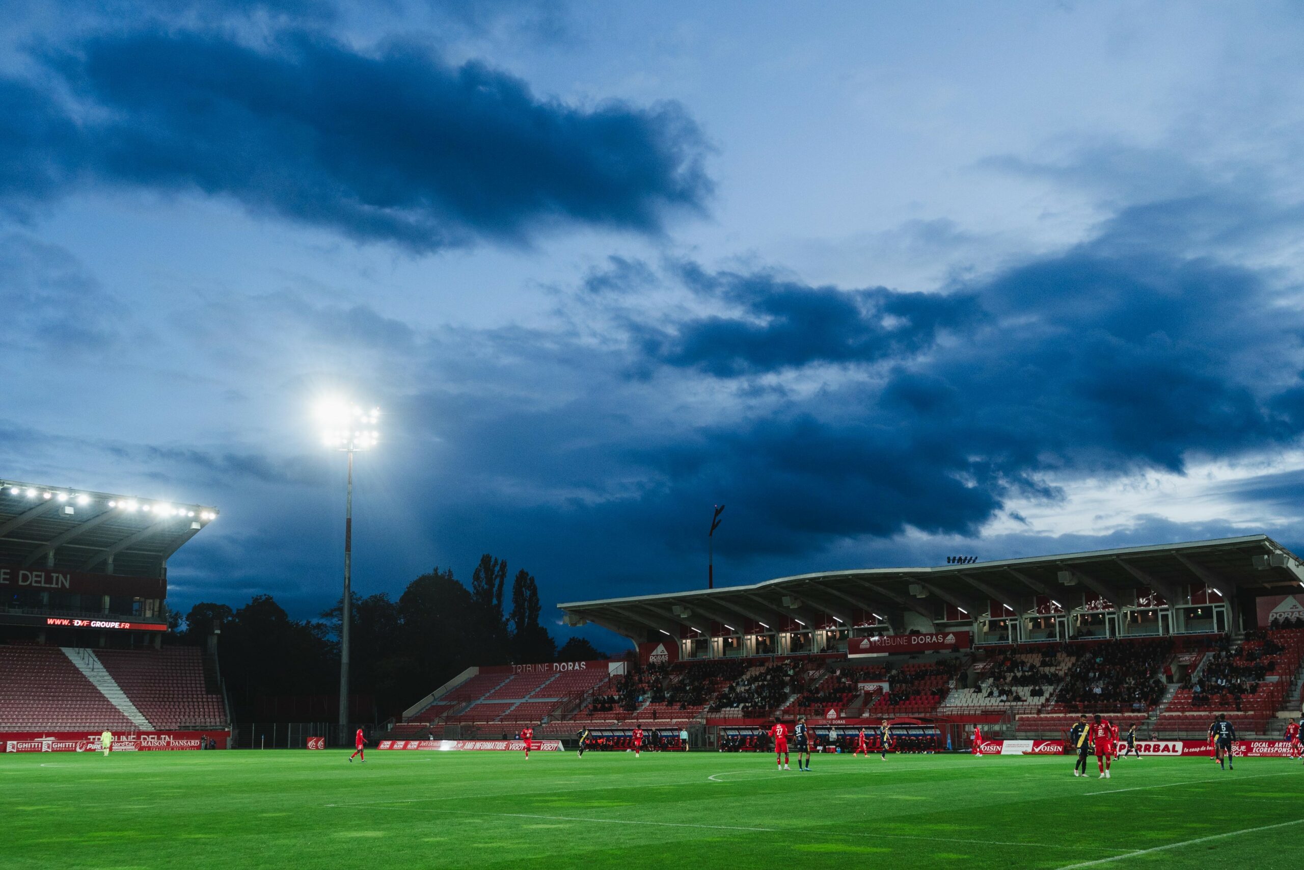 National (J9) – Le replay de Dijon FCO – Nîmes Olympique