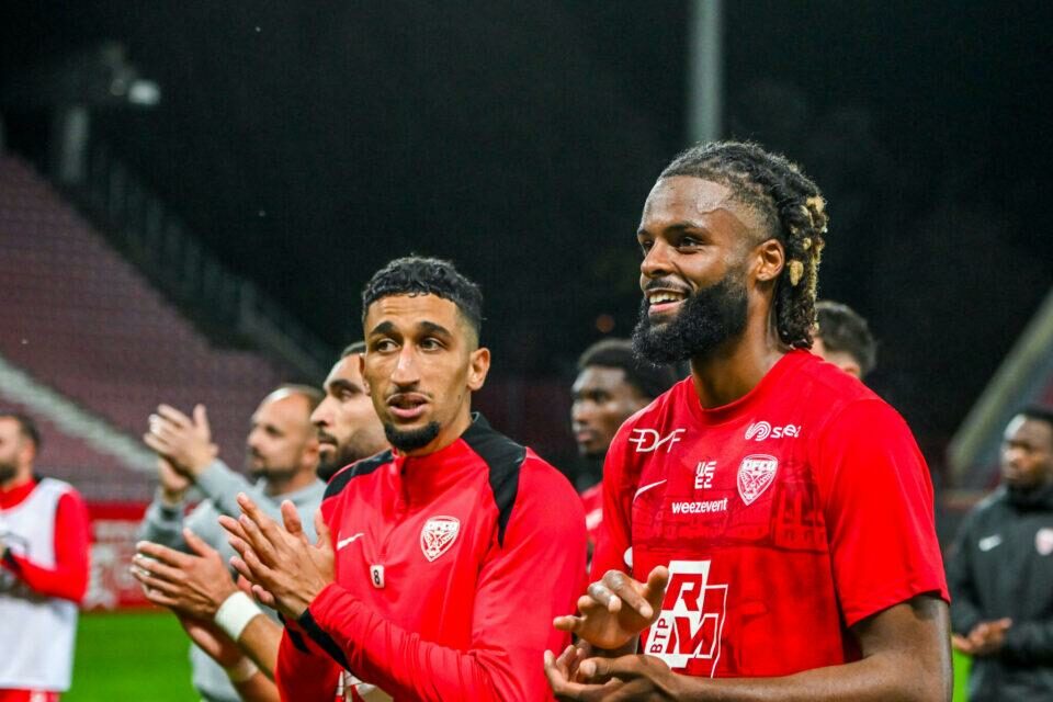 Après avoir prolongé son contrat à Dijon, le puissant Elydjah Mendy devrait s'envoler vers la Ligue 2.