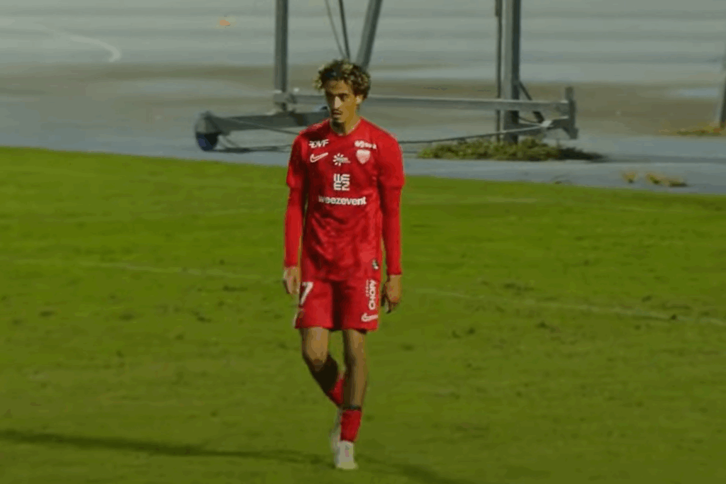 Malgré son but à Aubagne, Adel Lembezat pourra s'en vouloir de ne pas avoir donné la victoire à Dijon sur une deuxième très grosse occasion.