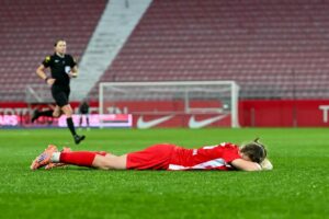 Alors que le DFCO Féminin enchaîne les bonnes prestations avec régularité, la crise et le doute continuent de planer.
