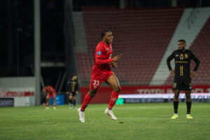DFCO 3–0 GOAL FC : haut comme trois pommes