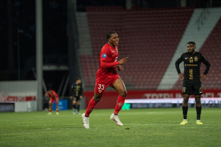 DFCO 3–0 GOAL FC : haut comme trois pommes
