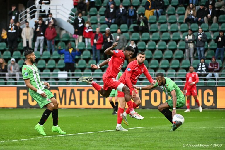 Red Star 0-2 DFCO : redoutables envahisseurs