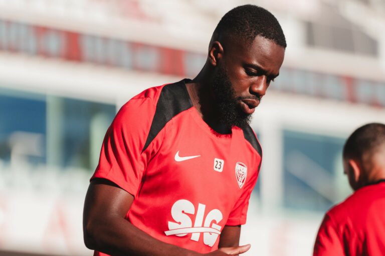 National (J5) – Le replay du match Dijon FCO – Paris 13 Atletico (2-0)