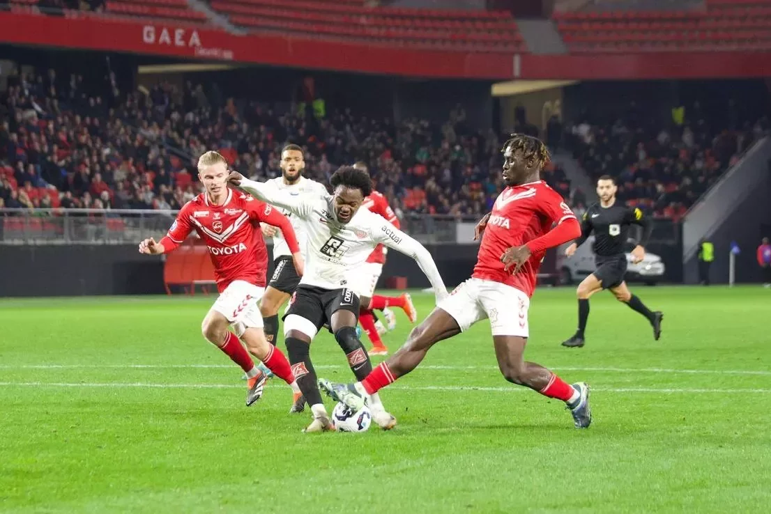 Valenciennes FC 2-0 DFCO : l’enfer du Nord