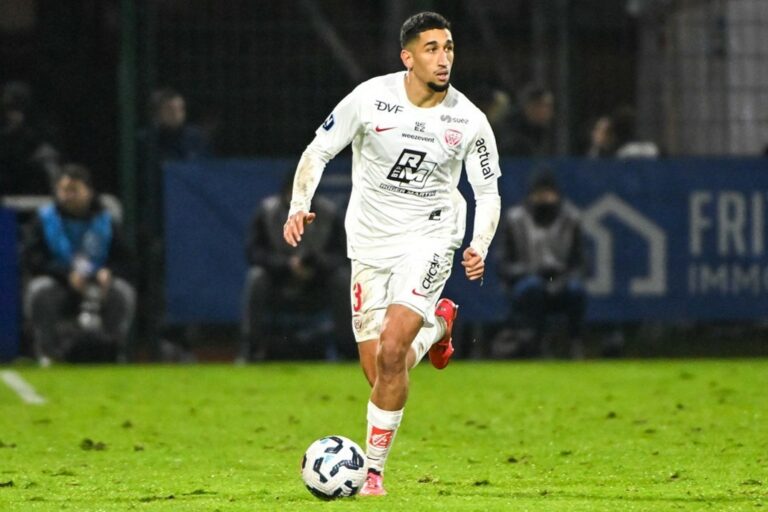 Villefranche 1-0 DFCO : ensemble avec Nassim