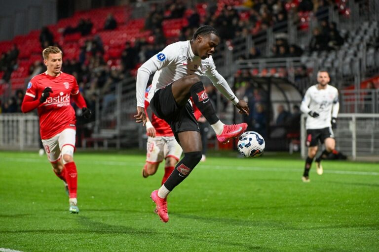 Nîmes 0-0 DFCO : une attaque anémiée