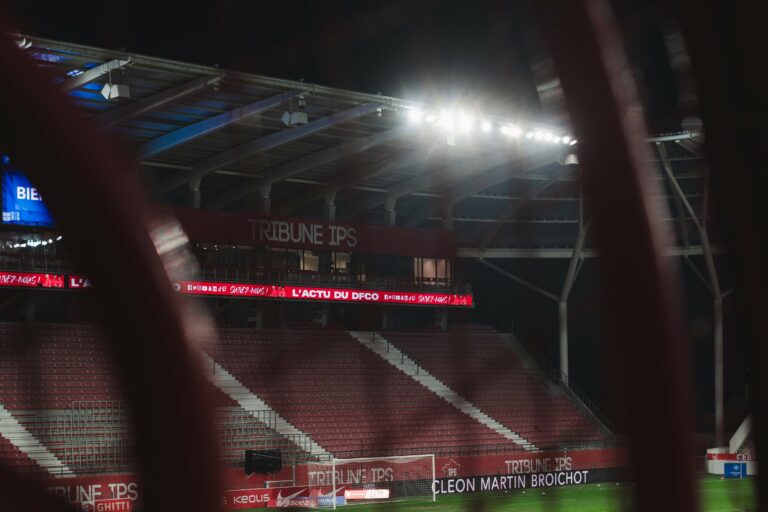 Mercato – Les rumeurs d&rsquo;arrivées, de départs et l&rsquo;effectif du Dijon FCO pour 2025-2026