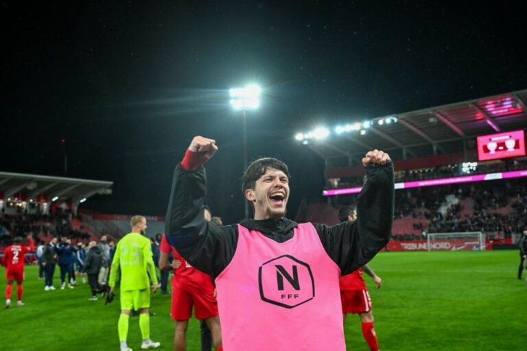« On sent qu&rsquo;on tient vraiment quelque chose » : Paul Bellon (DFCO) s&rsquo;exprime sur la lutte pour la montée en Ligue 2